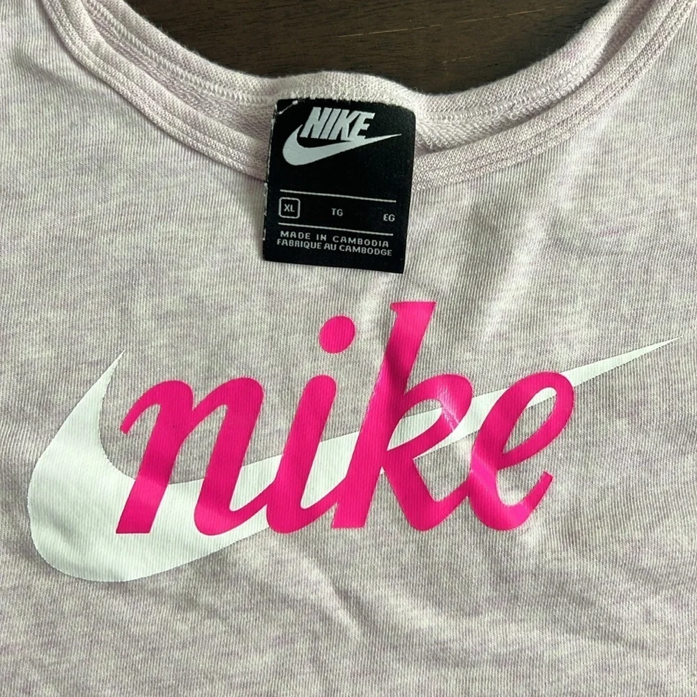 NIKE GIRL’S SPORTSWEAR TANK TOP